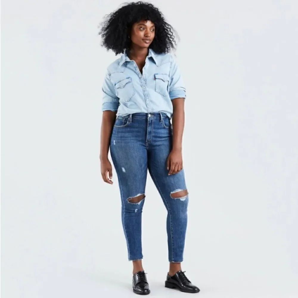 LEVIS - 🌺HP X 11 🌺 NWT -L Sz 24W Plus Size 721 Hi-Rise Skinny Distressed Jeans